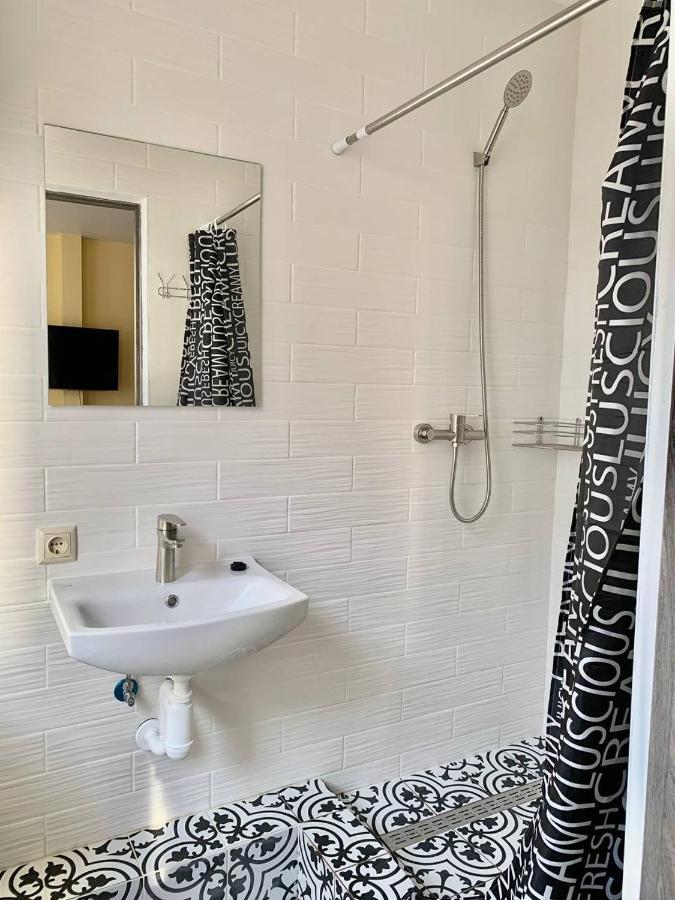 Амстердам Hotell Khmelʼnytsʼkyy Exteriör bild