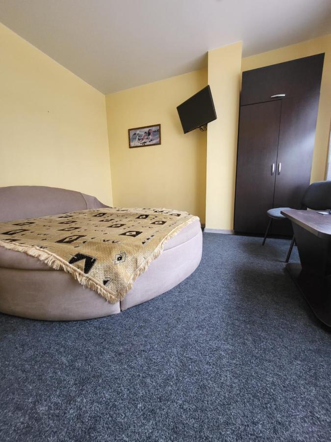 Амстердам Hotell Khmelʼnytsʼkyy Exteriör bild